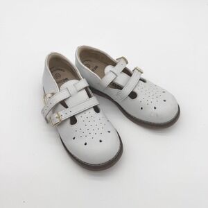 Footmates Mary Jane Kids 10 White Leather T-Strap Double Buckle Perforated Shoes